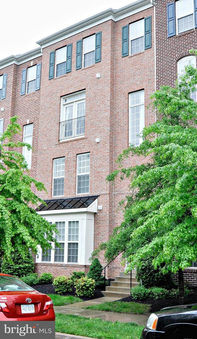 2280 Merseyside Dr unit 101, Woodbridge, VA 22191 - photo 2