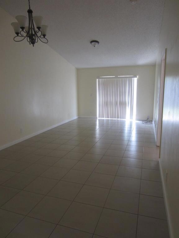 5428 Gene Cir, West Palm Beach, FL 33415 - photo 3