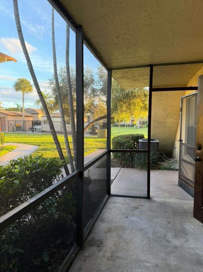 10020 Winding Lake Rd unit 104, Sunrise, FL 33351 - photo 2