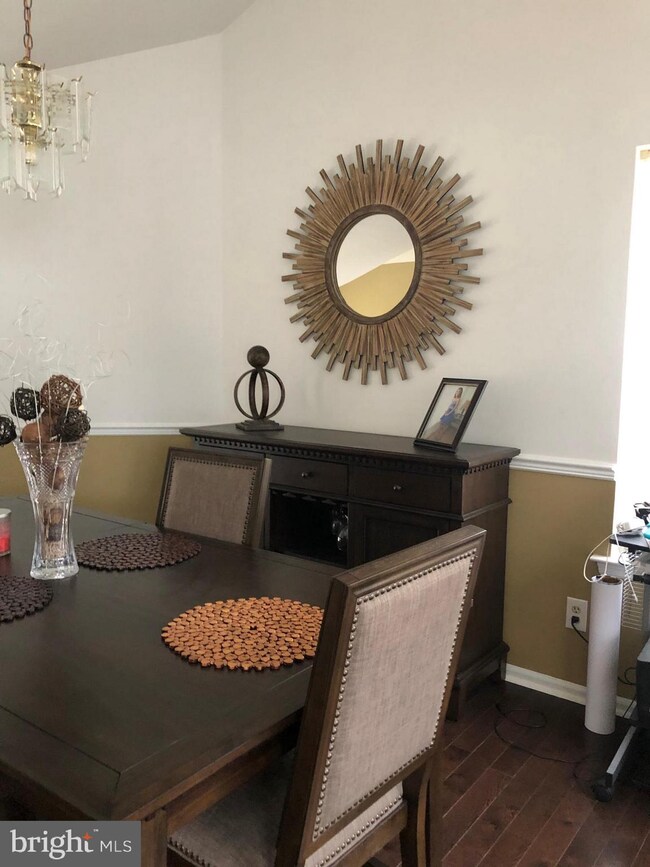 311 Sussex Ct, Swedesboro, NJ 08085 - photo 6