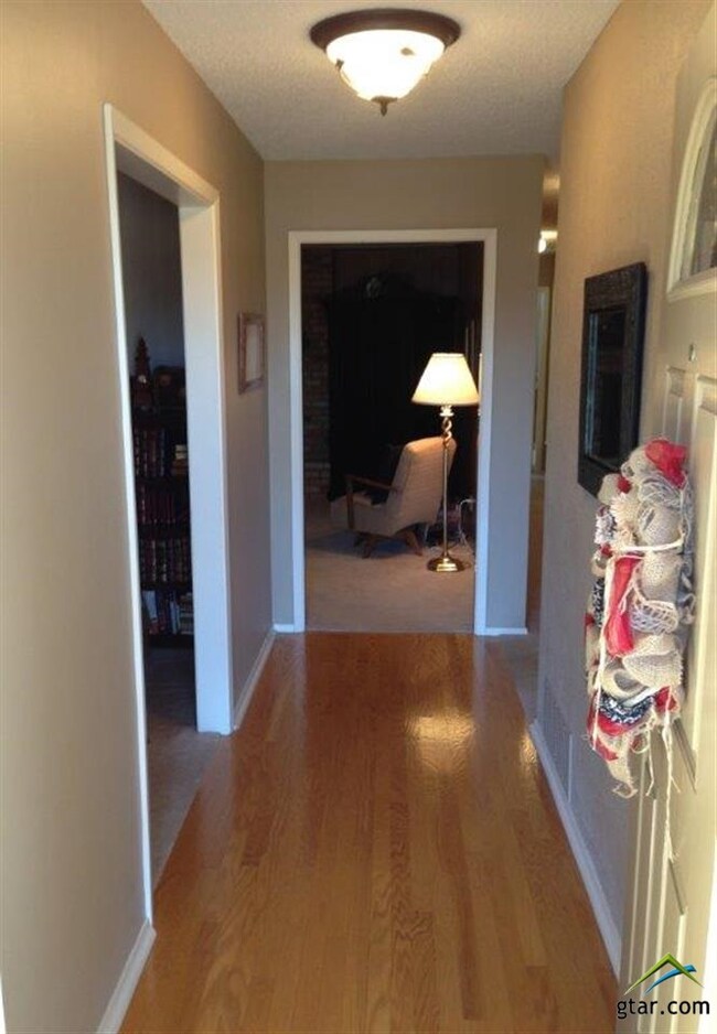 709 Fair Ln, Tyler, TX 75701 - photo 2