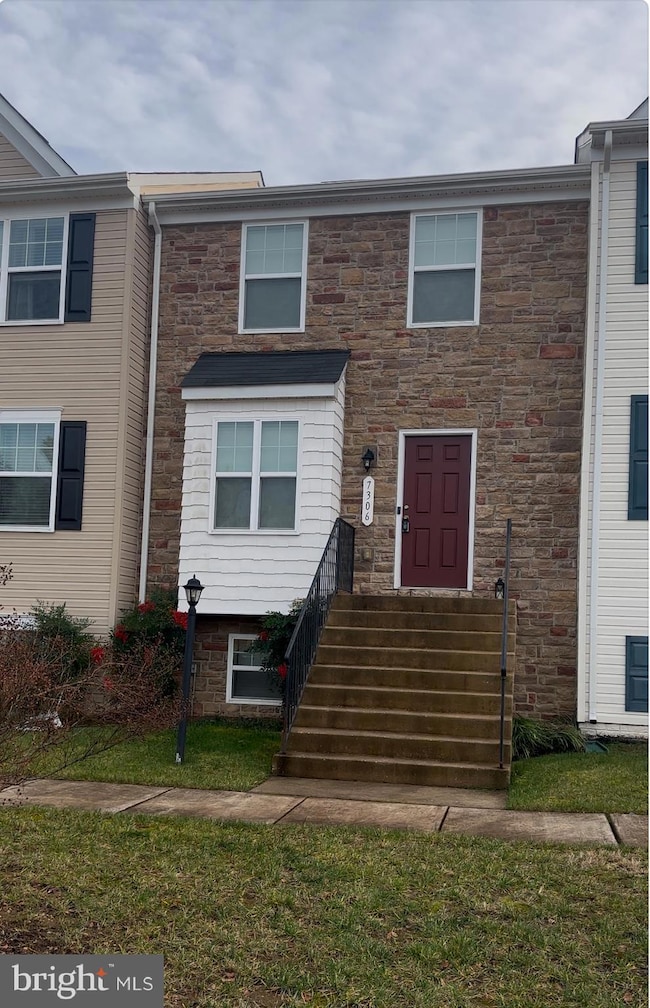 7306 Statesman Blvd, Ruther Glen, VA 22546 - photo 2