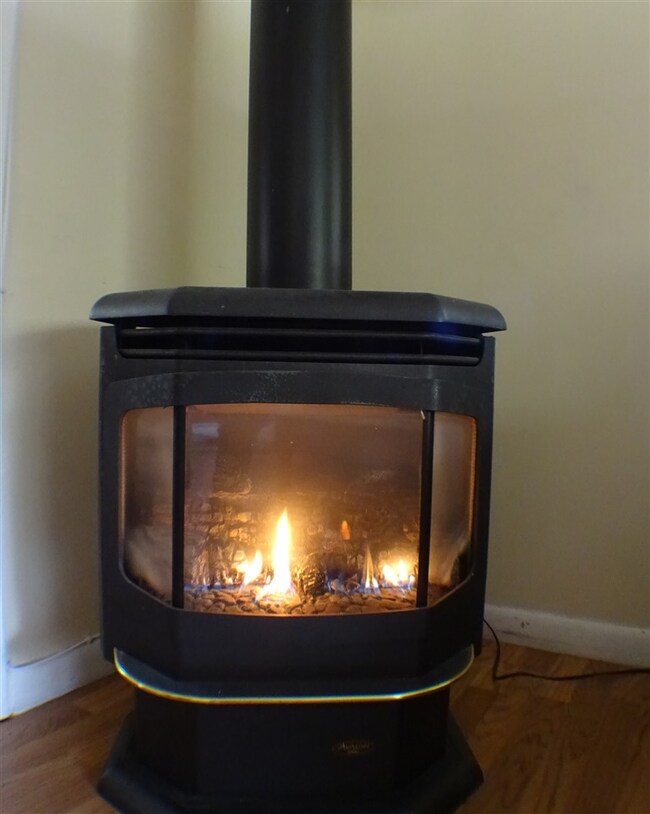 59 Scenic Dr unit 59R, Derry, NH 03038 - photo 2