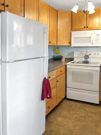 8 Arbor Way unit B, Holyoke, MA 01040 - photo 6