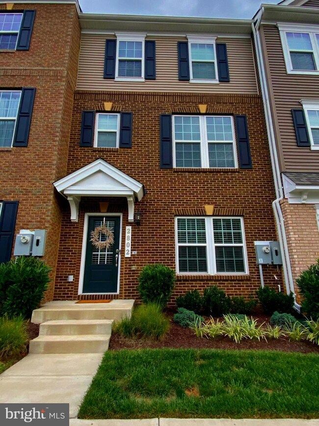 2802 Pinebrook Rd, Landover, MD 20785 - photo 2