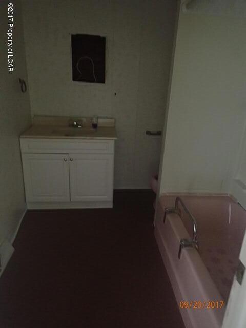 705 S Irving Ave, Scranton, PA 18505 - photo 4