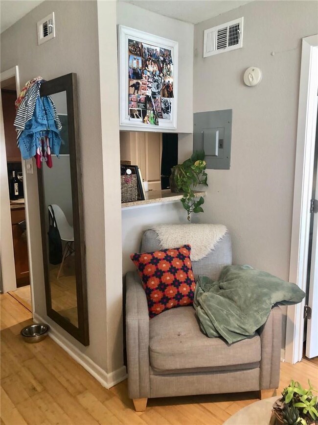 3204 Menchaca Rd unit 315, Austin, TX 78704 - photo 2