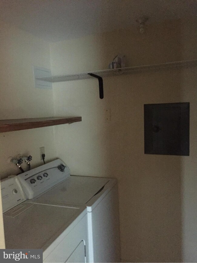 19617 Gunners Branch Rd unit J, Germantown, MD 20876 - photo 6