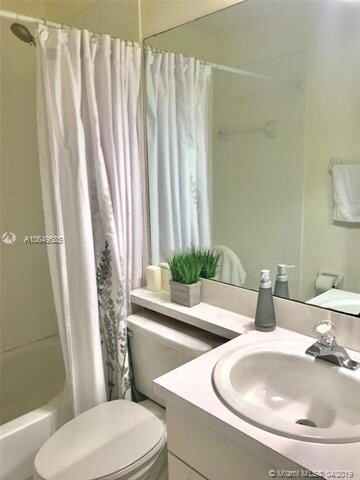 11439 NW 51st Ln, Doral, FL 33178 - photo 3