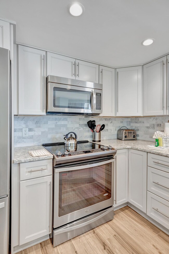 4323 Beachside Two Dr unit 323, Miramar Beach, FL 32550 - photo 6