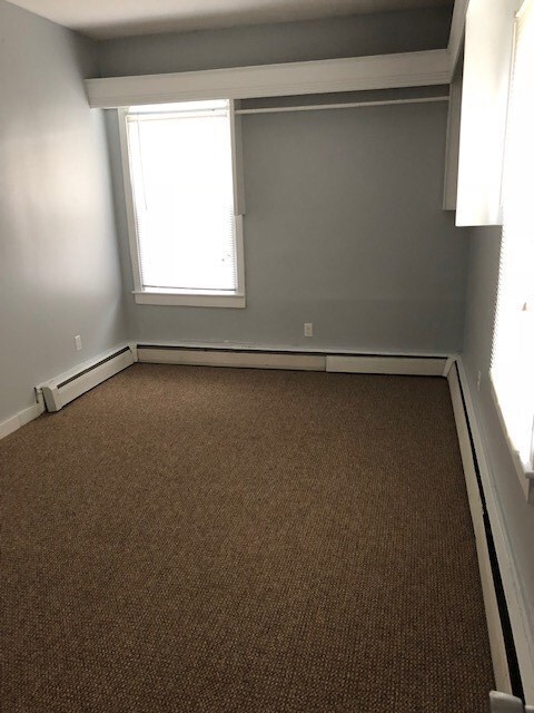 327 Grove St, Woonsocket, RI 02895 - photo 4