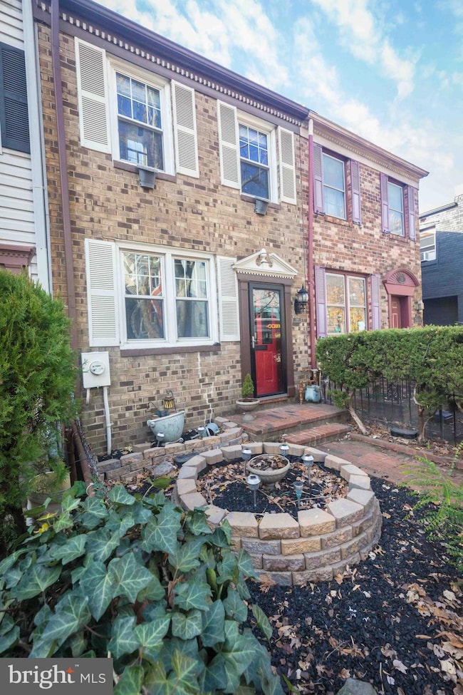 730 6th St NE, Washington, DC 20002 - photo 2