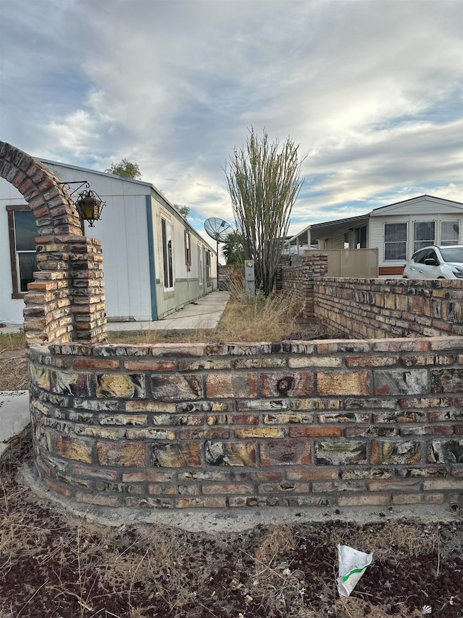 13707 E 49th Ln, Fortuna Foothills, AZ 85367 - photo 5