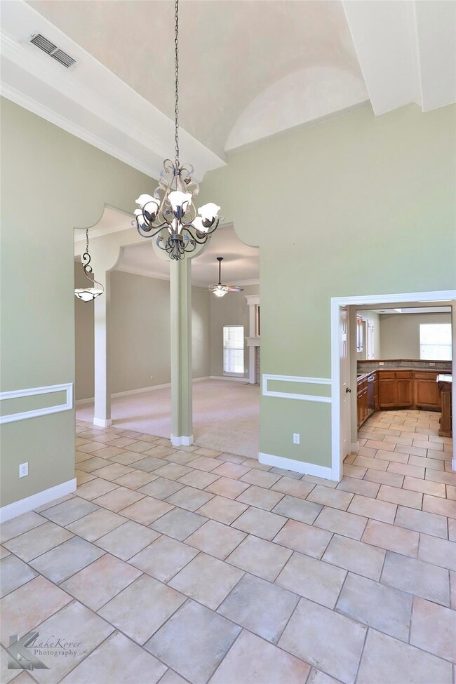 1317 Saddle Lakes Dr, Abilene, TX 79602 - photo 7