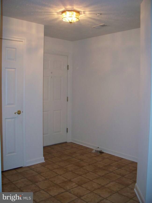 308 Willrich Cir unit K, Forest Hill, MD 21050 - photo 2