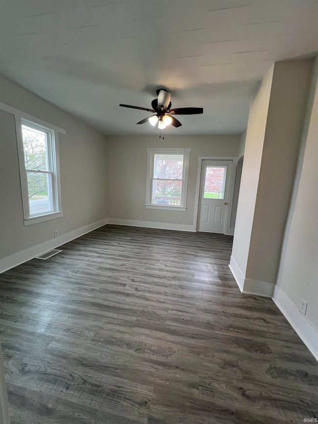 876 N Jefferson St, Berne, IN 46711 - photo 2