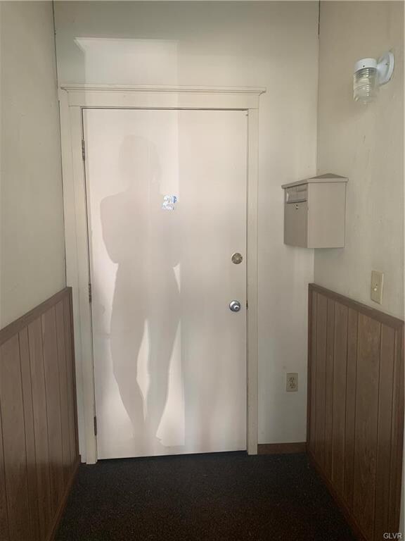 328 N 16th St unit 2nd Floor, Allentown, PA 18102 - photo 2