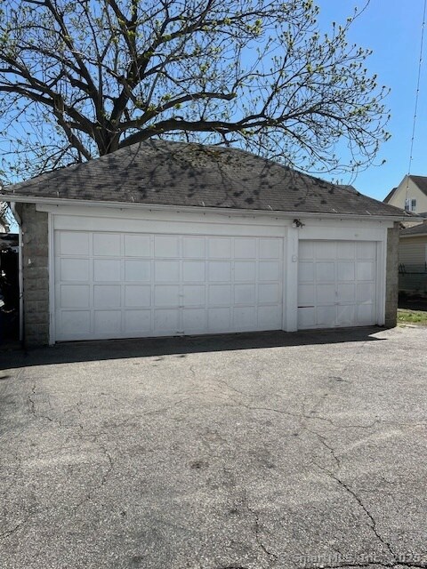 135 Whittier St, Bridgeport, CT 06605 - photo 4