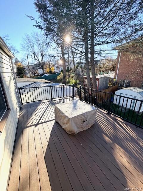25 Mansion Ave unit 2, Yonkers, NY 10704 - photo 6