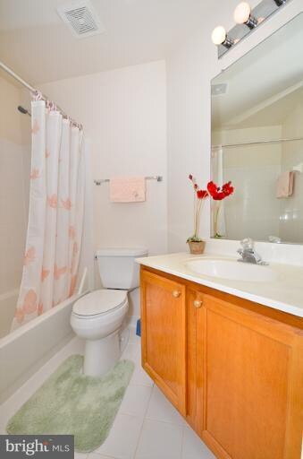 2452 Founders Way, Herndon, VA 20171 - photo 6