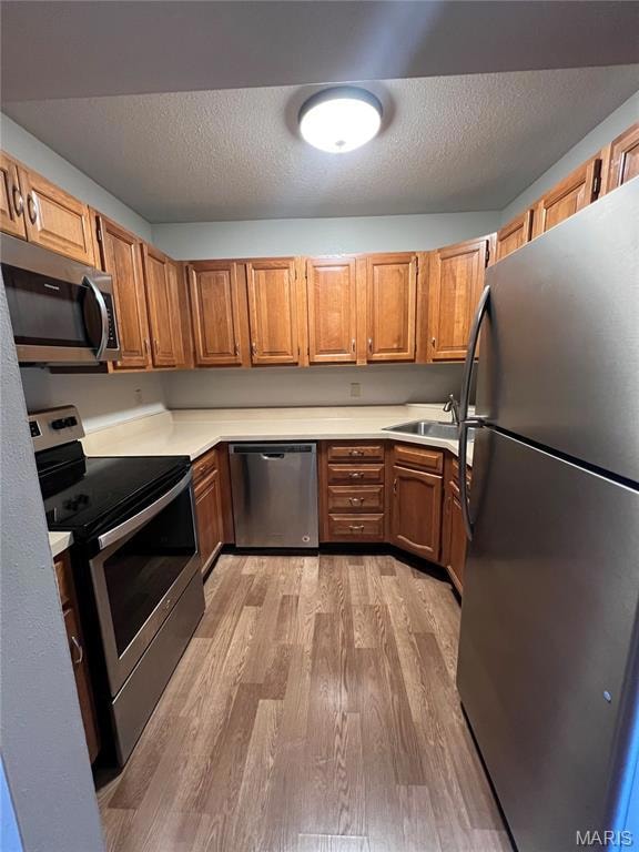 9040 W Swan Cir unit 9040, Saint Louis, MO 63144 - photo 2