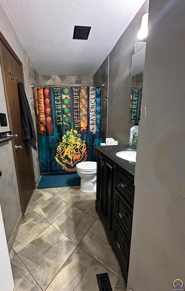 205 W 10th, Overbrook, KS 66524 - photo 6