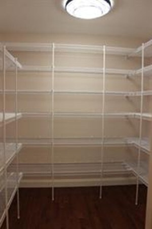 14 Parker St, Billerica, MA 01821 - photo 4