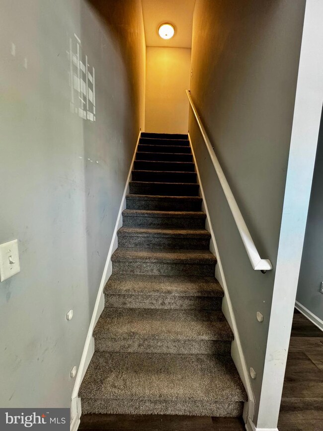 487 Stonewall St, Strasburg, VA 22657 - photo 7