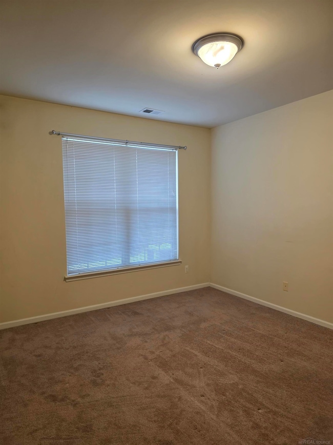 23680 Northstone Village Dr, Taylor, MI 48180 - photo 3