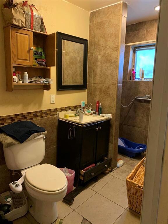 C81576AD-0318-455A-89DE-E45C8E0CBC95