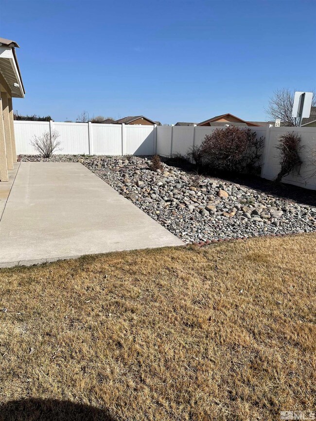 608 Timber Way, Fallon, NV 89406 - photo 3