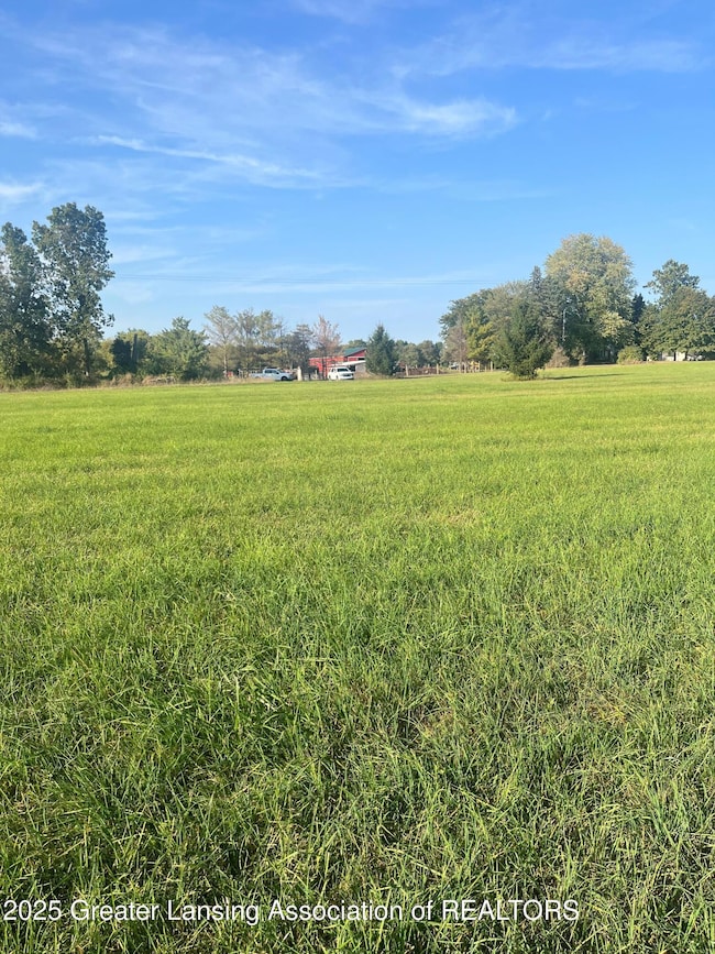 Beautiful Country Setting!