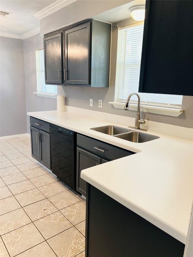 9914 Ebb St, Houston, TX 77089 - photo 3