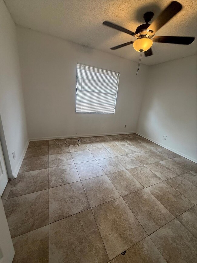 7427 SW 13th St, North Lauderdale, FL 33068 - photo 4