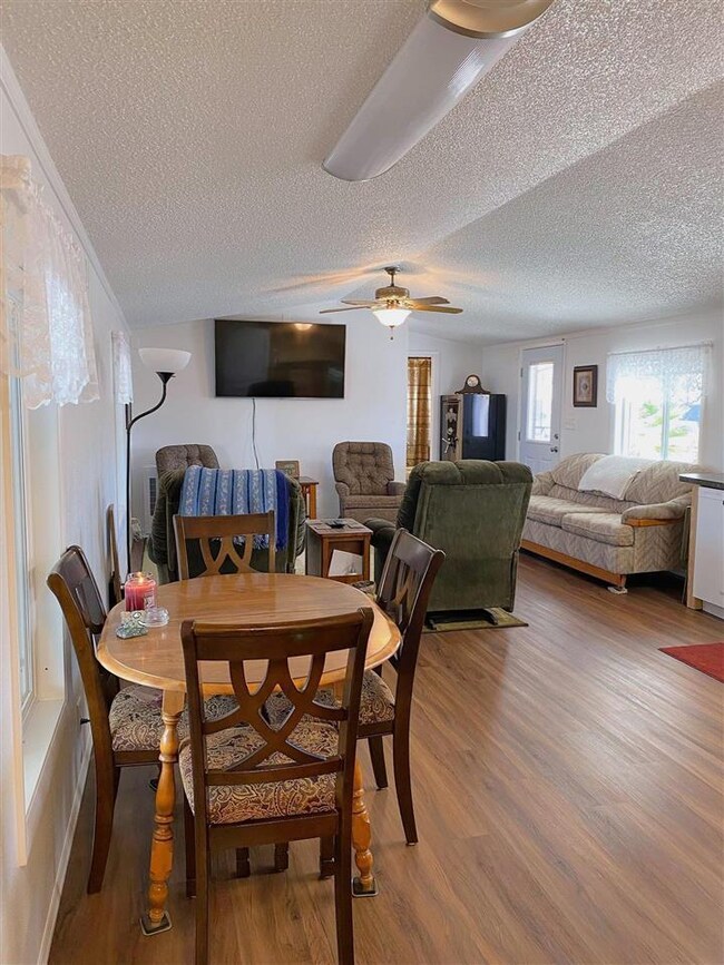 13527 E 43rd Ln, Yuma, AZ 85367 - photo 4