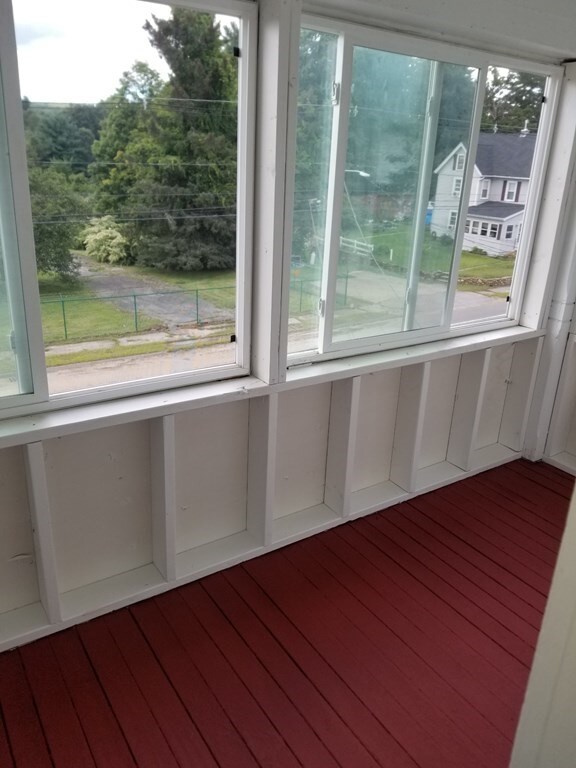 729 Main St unit 3rd floor, Warren, MA 01083 - photo 4