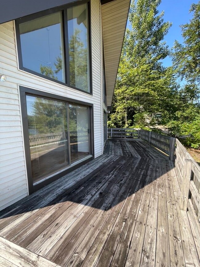 834 Lovell Lake Rd, Brookfield, NH 03872 - photo 5