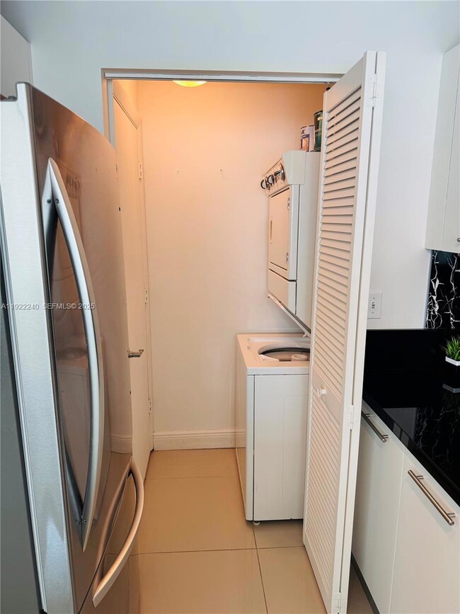 Vizcayne unit 1605, Miami, FL 33132 - photo 7