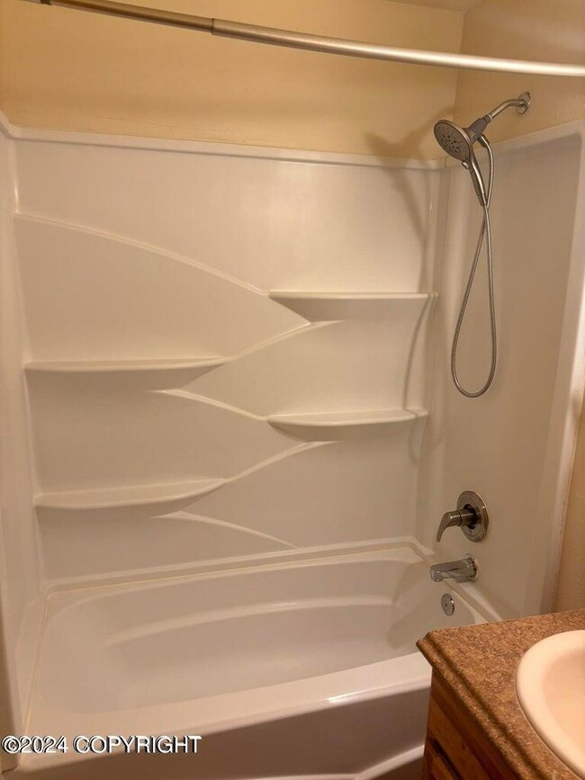 1082 W 26th Ave unit 12, Anchorage, AK 99503 - photo 7