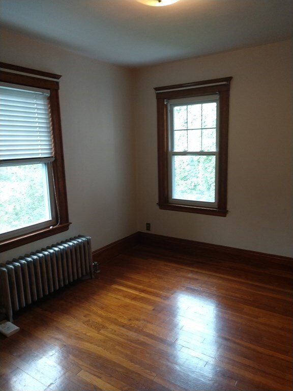 493 Lagrange St unit 1, West Roxbury, MA 02132 - photo 7