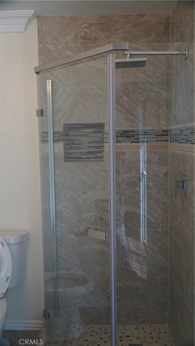 20866 Clark St, Woodland Hills, CA 91367 - photo 6