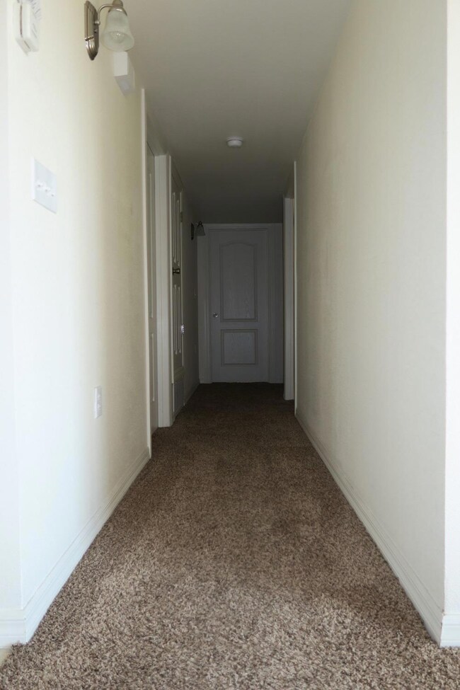 2413 Tremont Ave unit C4, El Paso, TX 79930 - photo 7