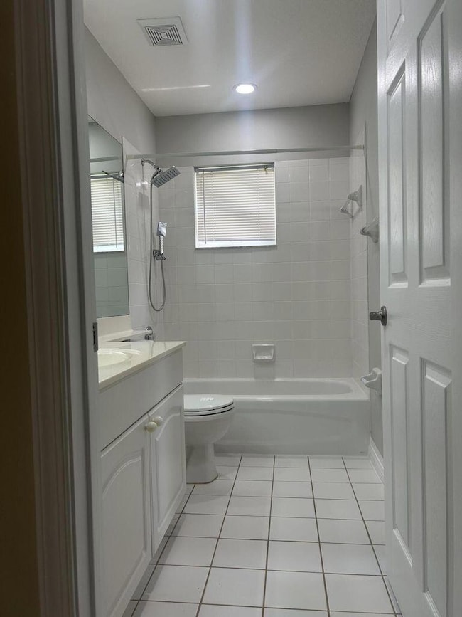 1107 Via Jardin, Riviera Beach, FL 33418 - photo 3