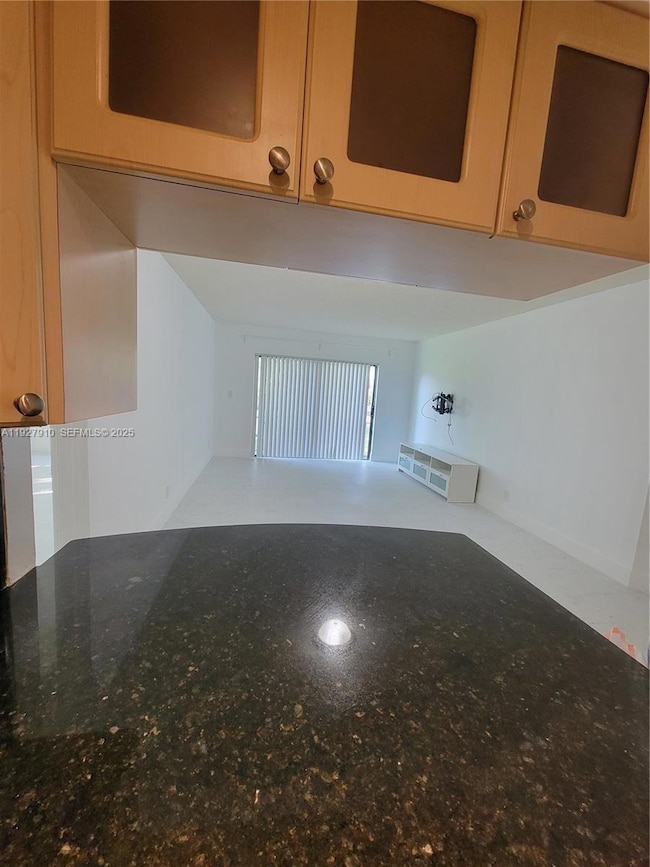 8290 Lake Dr unit 219, Doral, FL 33166 - photo 6