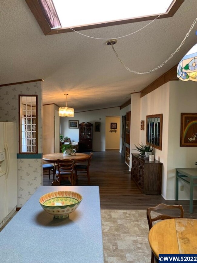 300 SE Lacreole (#222) Dr unit 222, Dallas, OR 97338 - photo 2