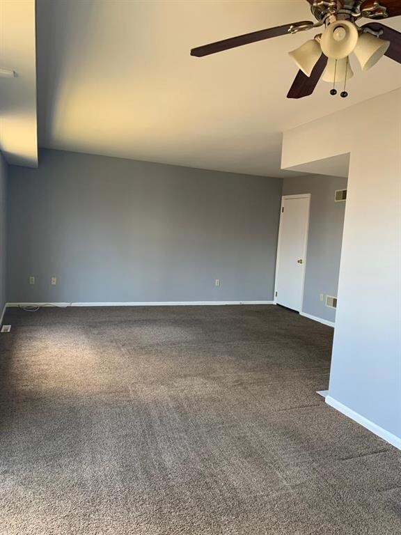 882 Maryland Ct, Whitehall, PA 18052 - photo 5