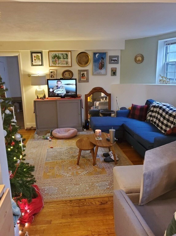 1819 Beacon St unit 1, Brookline, MA 02445 - photo 2