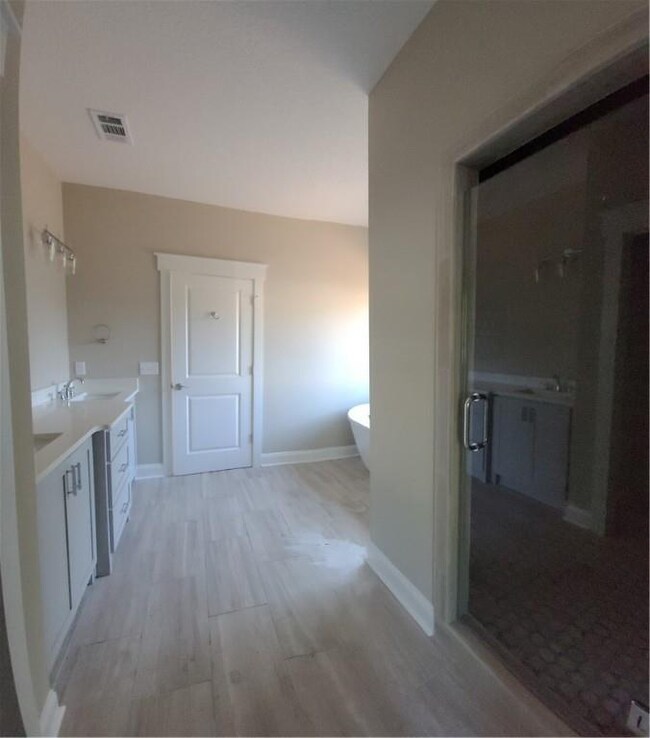 Owners bath April 21, 2021