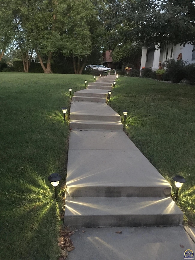 8517 SW 21st St, Topeka, KS 66615 - photo 4