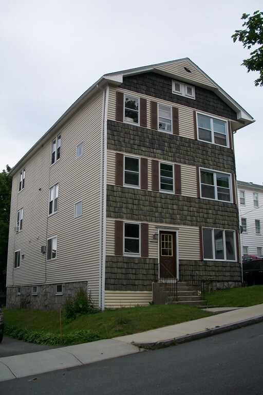 2 Village St, Worcester, MA 01604 - photo 2